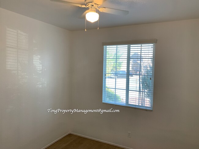 Building Photo - 13237 Kootenay St