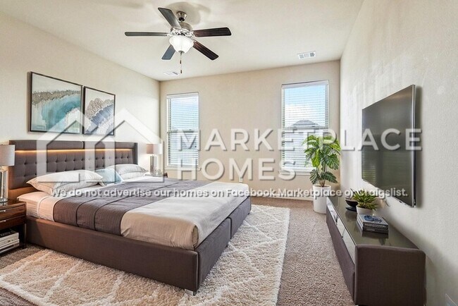 Building Photo - 905 Lakeshore Vlg Pt