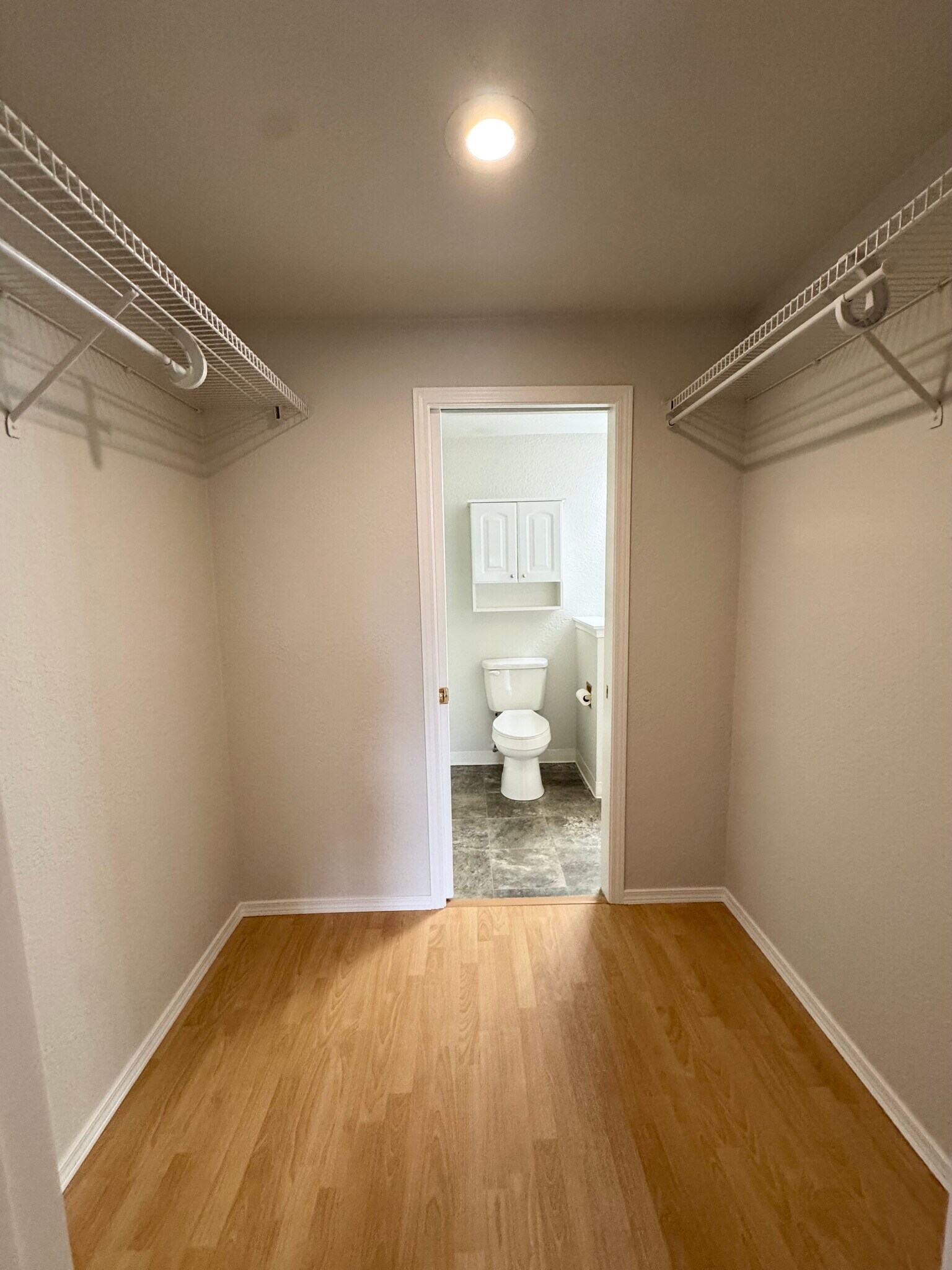 Building Photo - 15705 NE 18th St