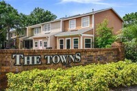 Building Photo - 2121 Whitewood Ct