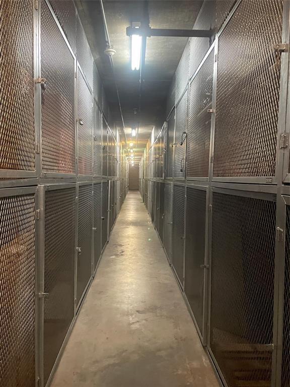 Building Photo - 2016 Main St