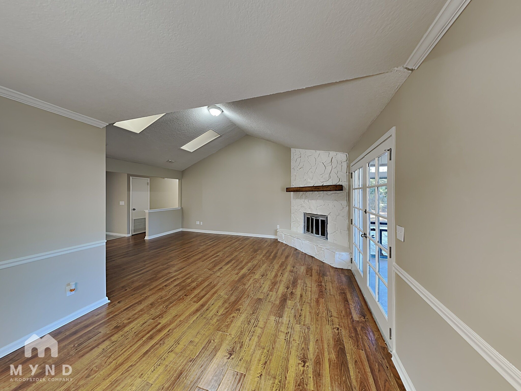 Building Photo - 3315 Blackfoot Trail S