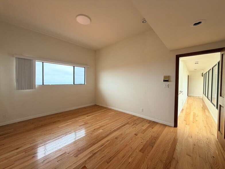 Building Photo - 1213 Via Zumaya