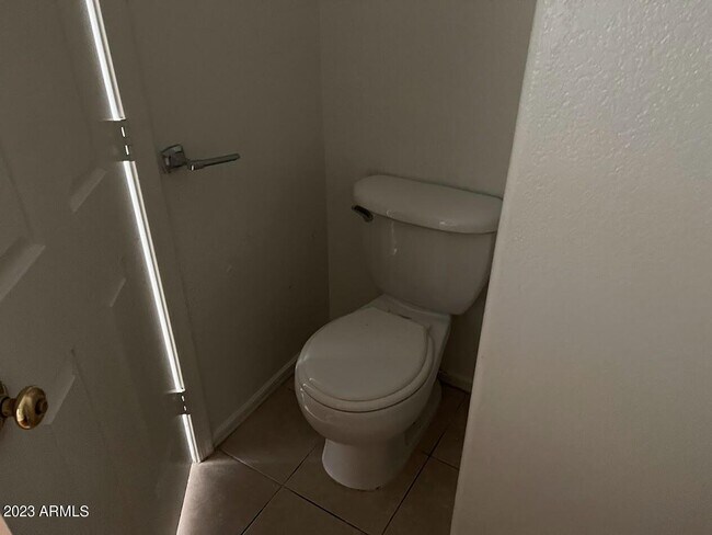 Building Photo - 3217 S 65th Dr