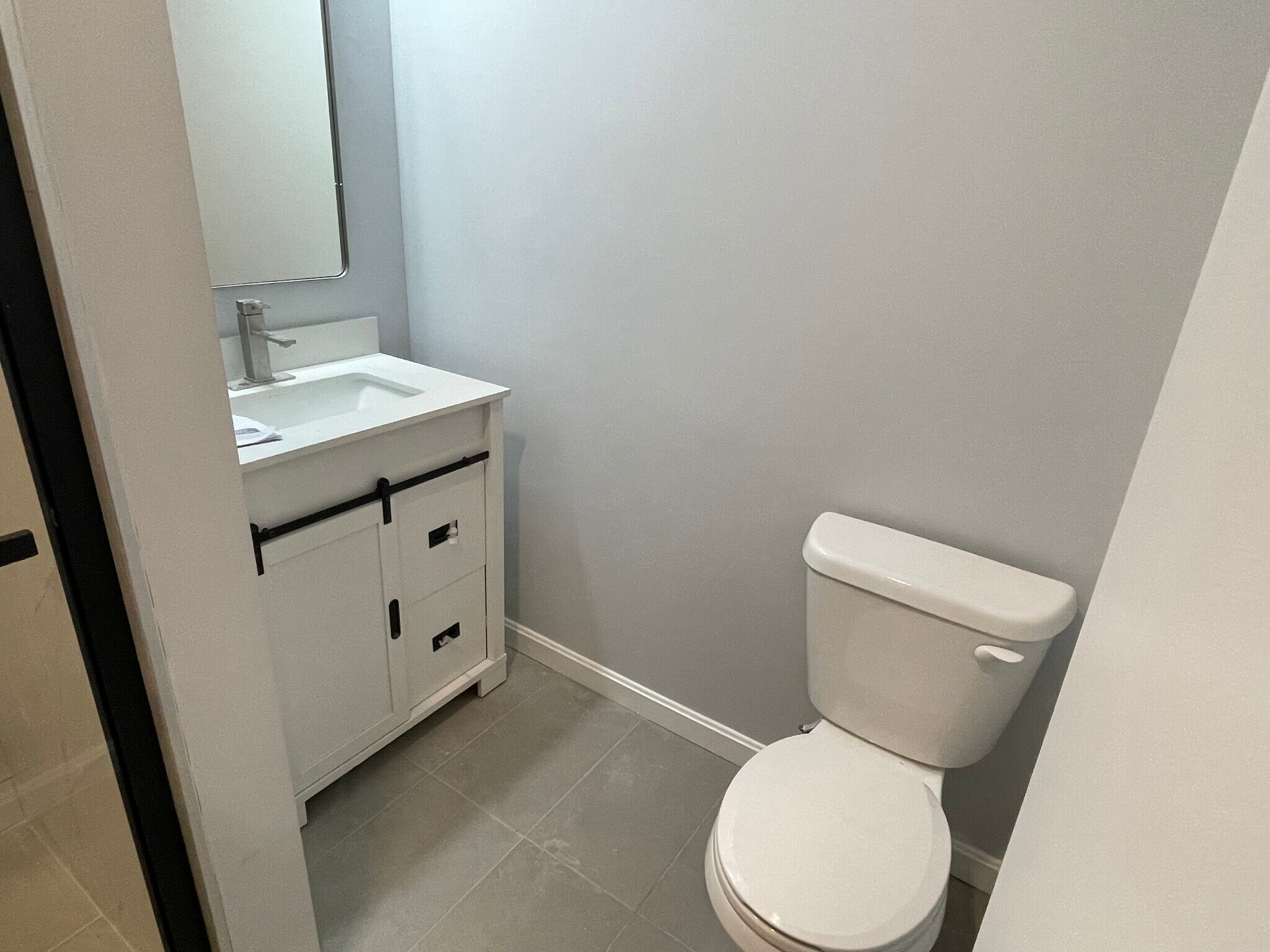 Bathroom 1 - 146 Mulberry St