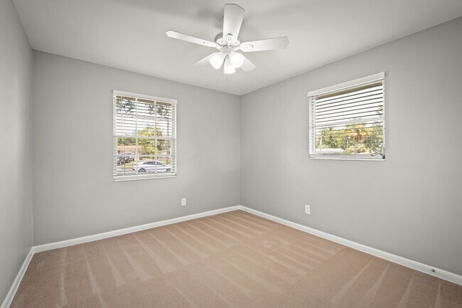 Building Photo - Newly Updated Home On Cul De Sac