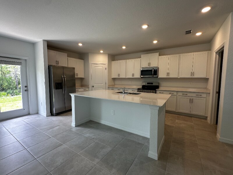 Building Photo - 13937 Lilac Sky Ter