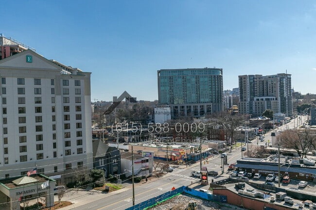 Building Photo - 1803 Broadway