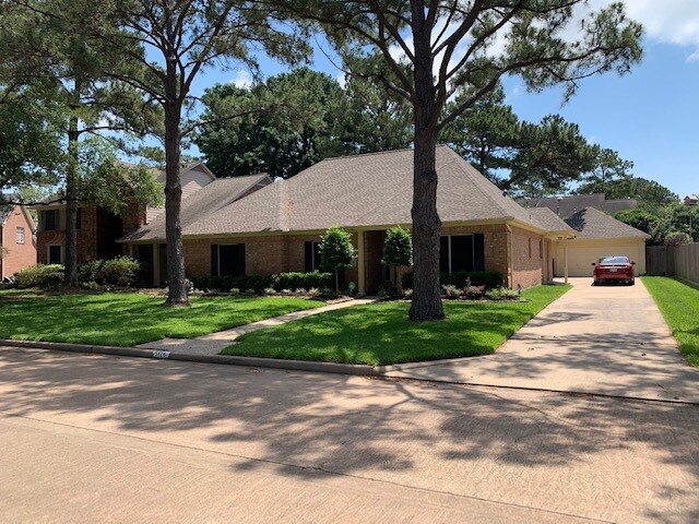 Building Photo - 5126 Manorhaven Ln