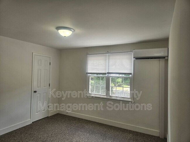 Building Photo - 3891 Churchville Ave