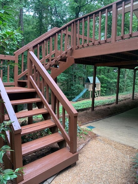 Building Photo - 2325 Spring Iris Dr