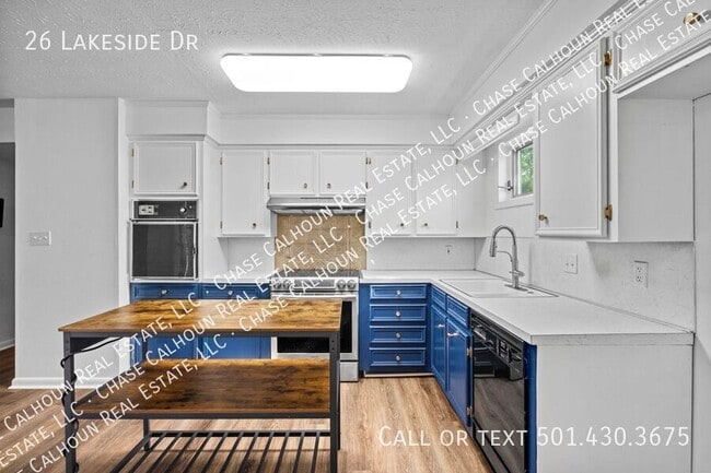 Building Photo - 26 Lakeside Dr