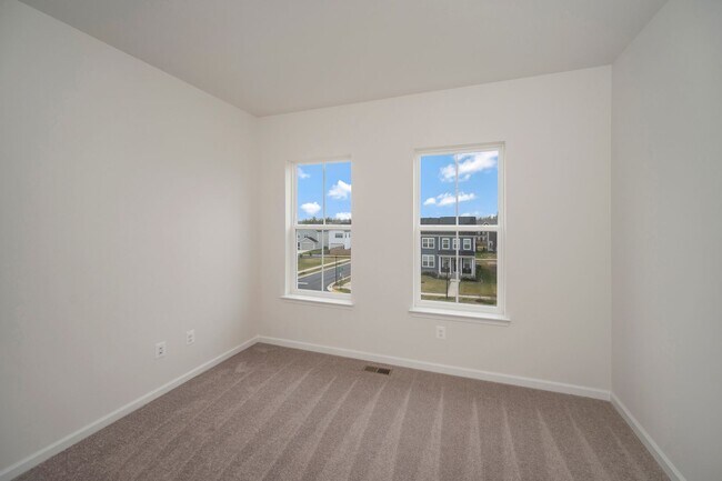 Building Photo - Great Townhome in Embrey Mill