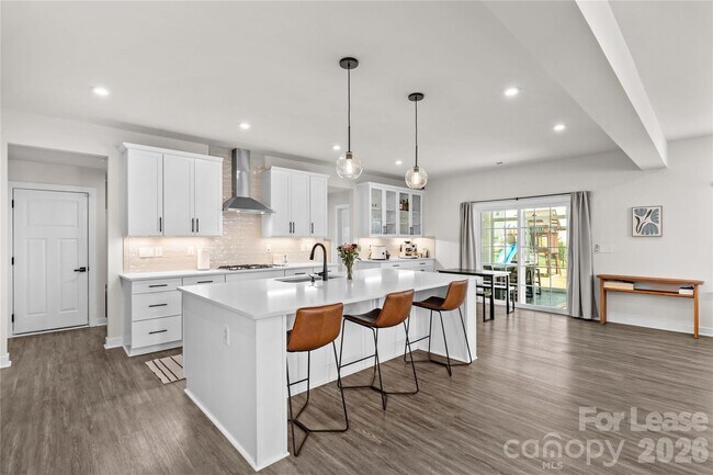 Building Photo - 14321 Sunnyhill Grove Rd