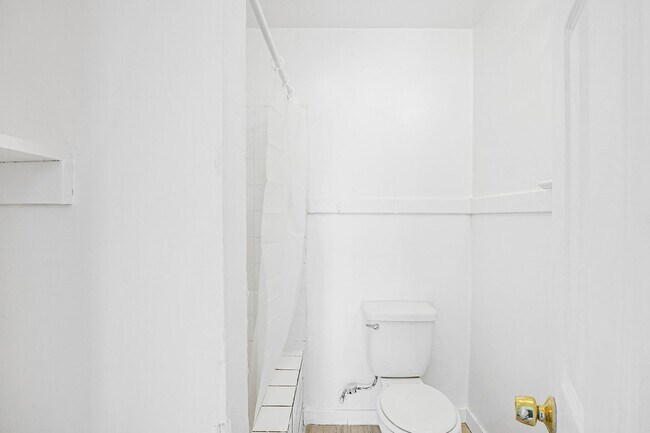 Building Photo - 5251 Main St