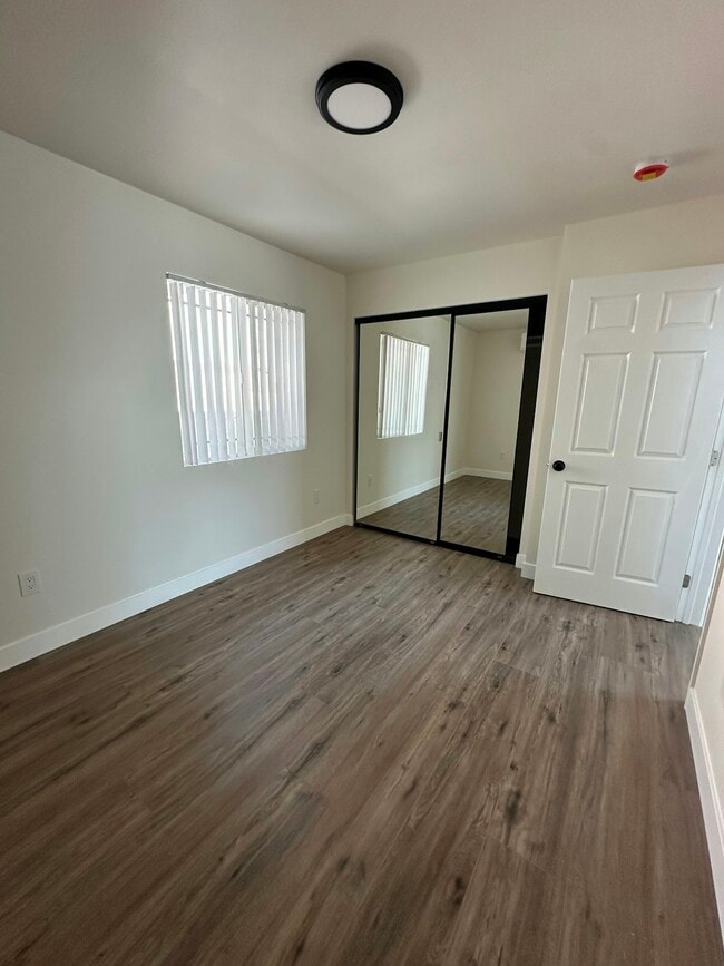 Building Photo - 13187 Splendora Ave