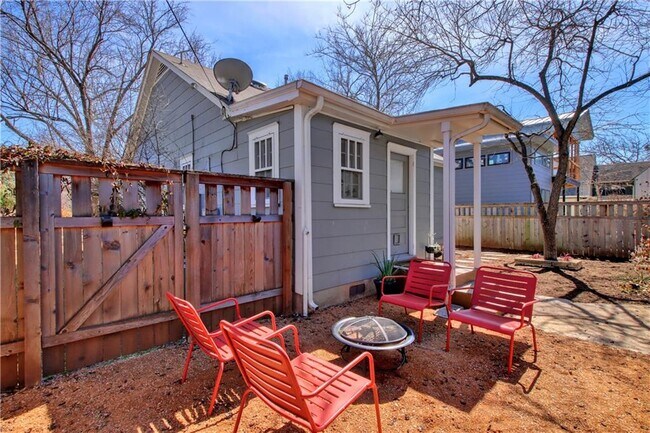 Building Photo - 5114 Avenue G