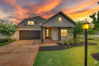 Building Photo - 401 Sitlington Ln