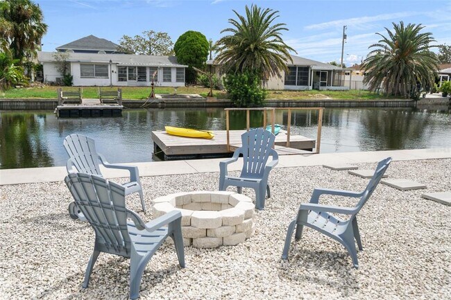 Building Photo - 13704 Veronica Dr