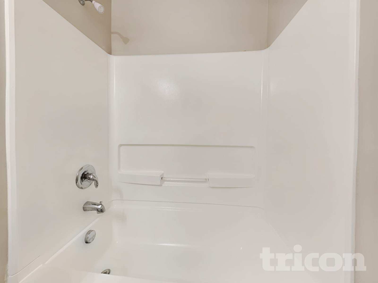 Building Photo - 76 Springway Dr