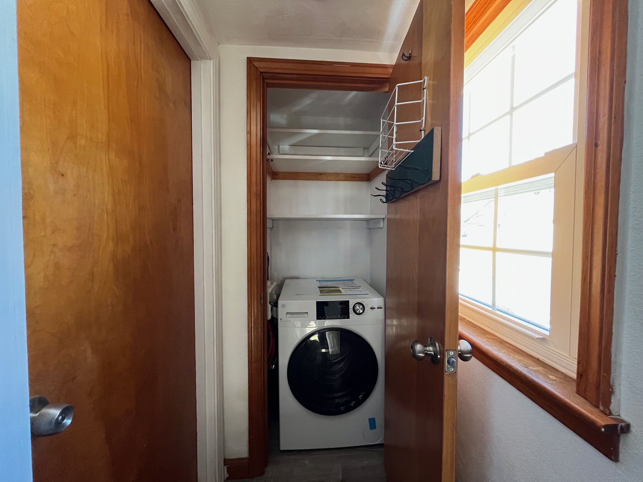 Building Photo - 48 Wesleyan St