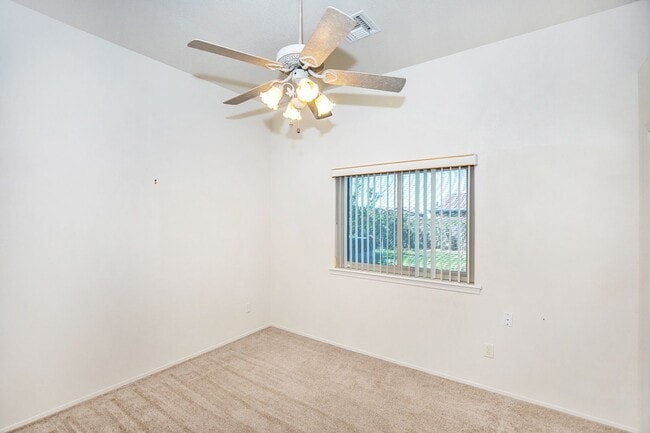 Building Photo - Yuma East Rental Available.