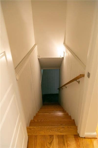 Building Photo - 1547 Delia Dr