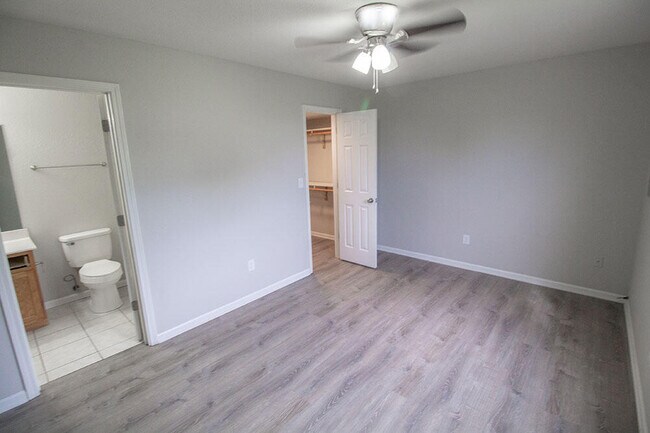 Building Photo - 1602 High Quest Cir