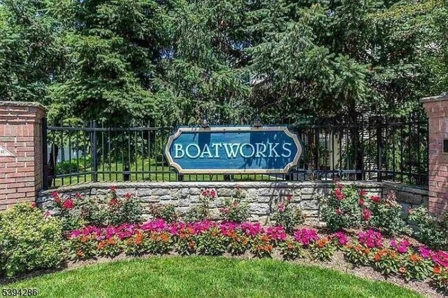 Building Photo - 14 Elco Ct