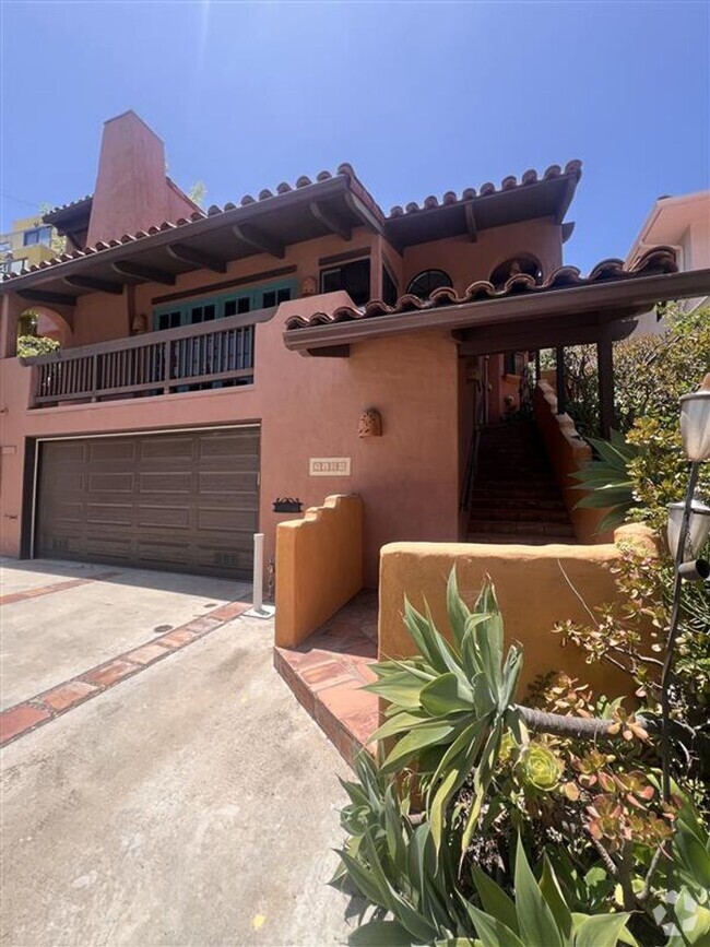 Building Photo - Spanish-Style, Long Term, Unfurnished House