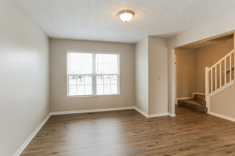 Building Photo - 6515 Ashbrook Village Dr