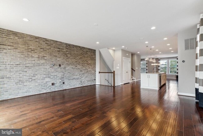 Building Photo - 9314 Sweetbay Magnolia Ct