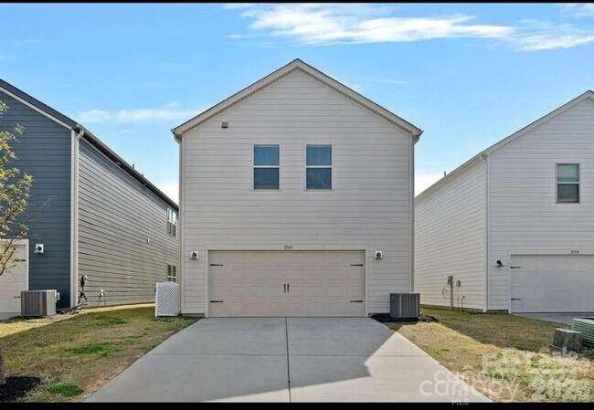 Building Photo - 11943 Old Statesville Rd