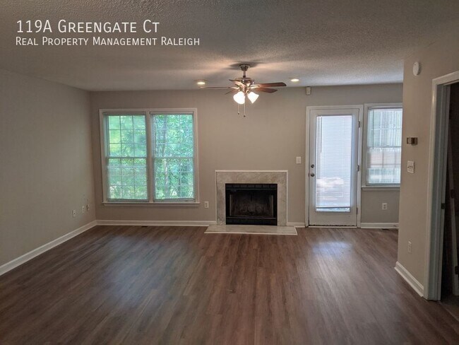 Building Photo - 119 Greengate Ct