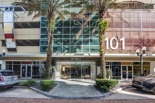 Building Photo - 101 S Eola Dr