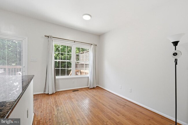 Building Photo - 7676 Helmsdale Pl