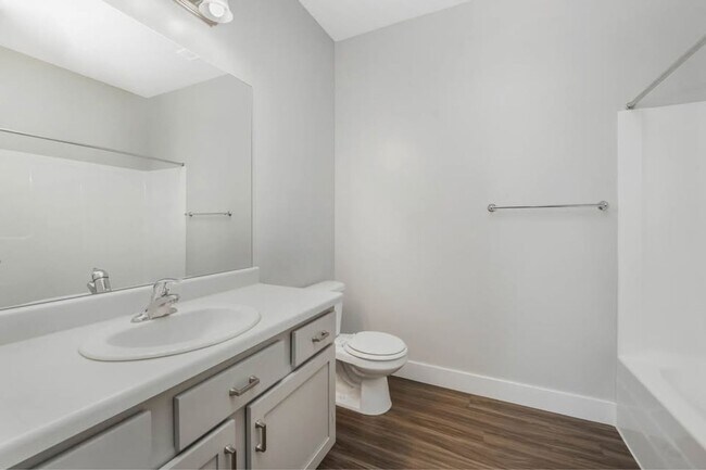 Building Photo - 675 N 380 W