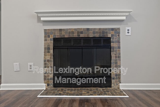 Building Photo - 2720 Chelsea Woods Ct
