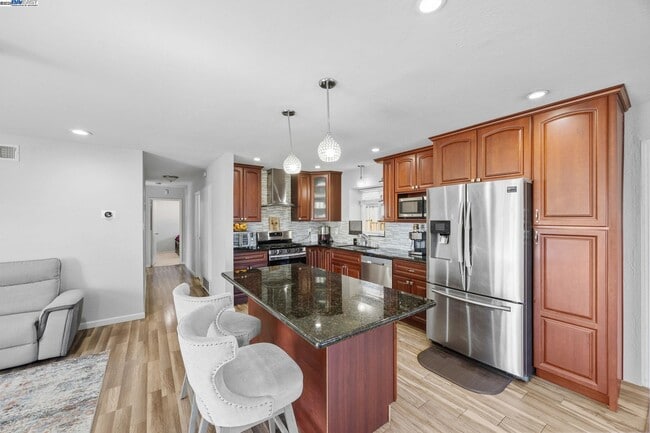 Building Photo - 19695 Bernal St