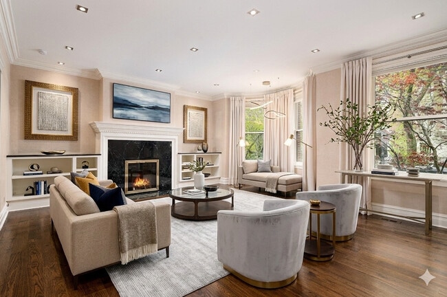 Building Photo - 1347 N State Pkwy