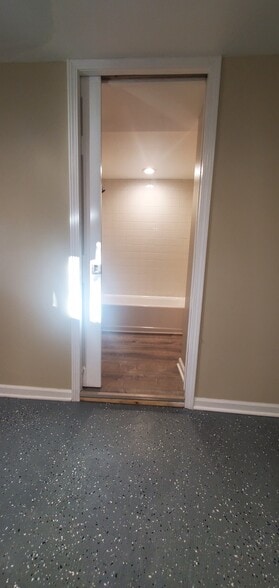 Building Photo - 3658 W Cortland St