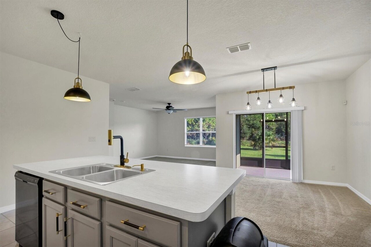 Kitchen 2 - 1022 Preserve Dr