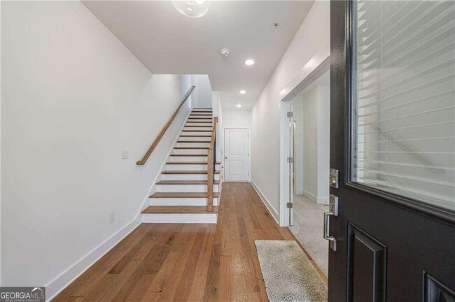 Building Photo - 1032 Robert Smalls Wy