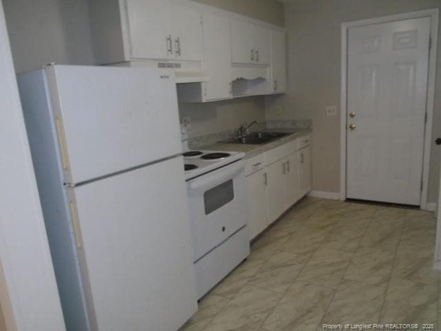 Building Photo - 4967 Fieldcrest Dr