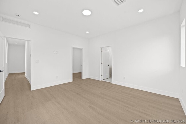 Building Photo - 1355 NW 42nd St