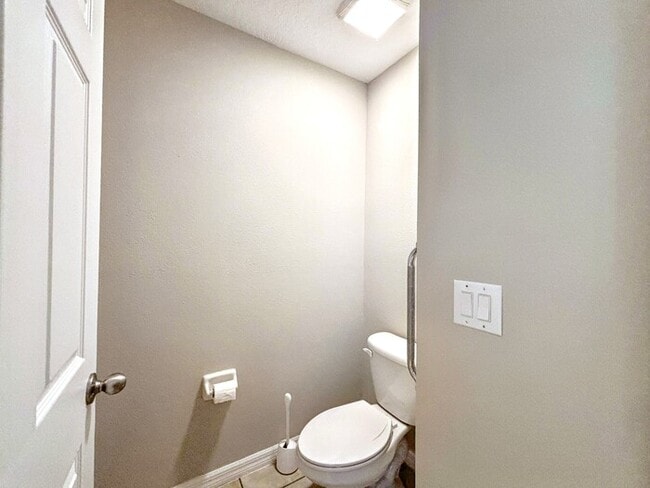 Building Photo - 34408 Alicante Ct