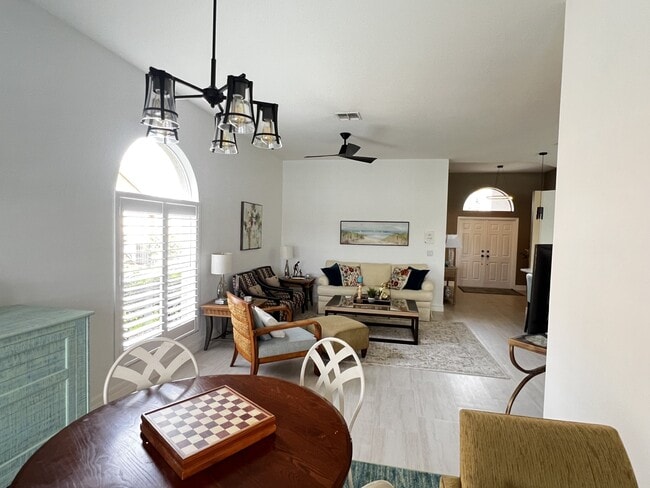 Building Photo - 9420 Old Hickory Cir