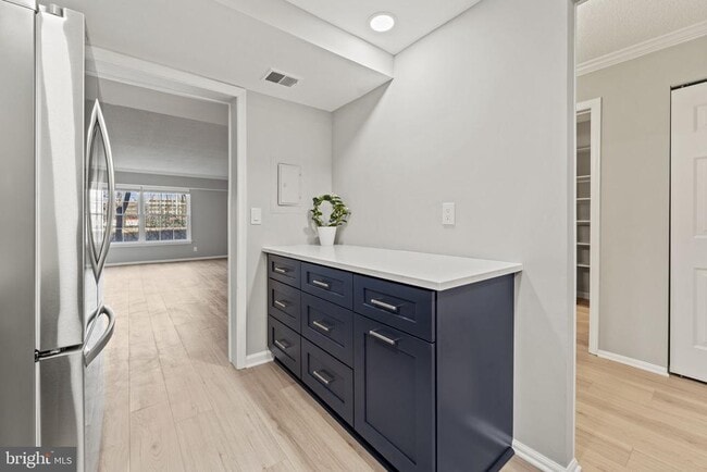 Building Photo - 7640 Tremayne Pl