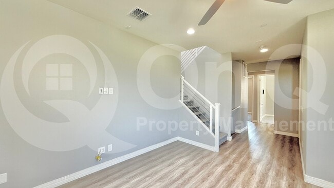 Building Photo - 7423 E Paraiso Dr
