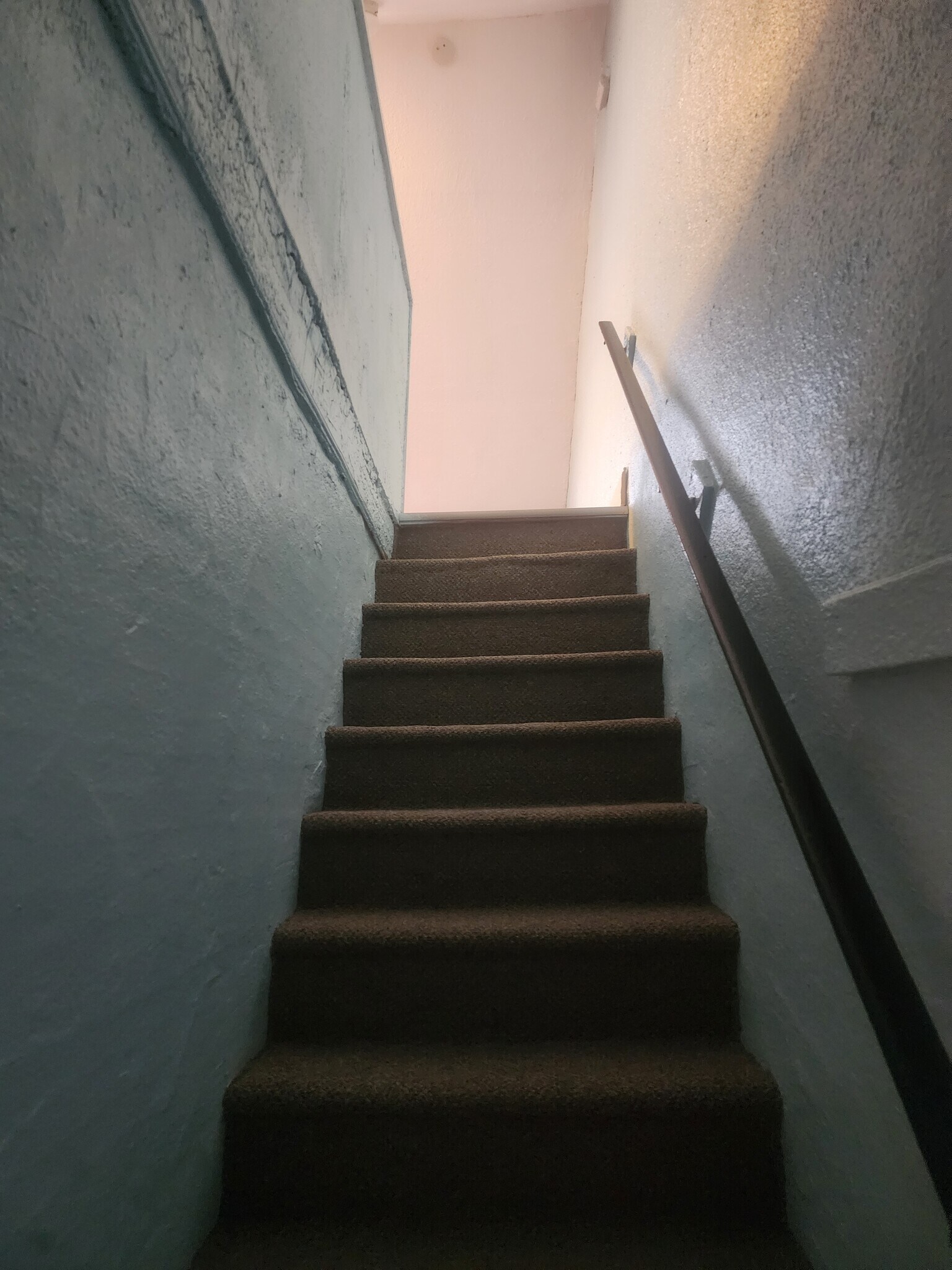 Building Photo - 40 Maple St